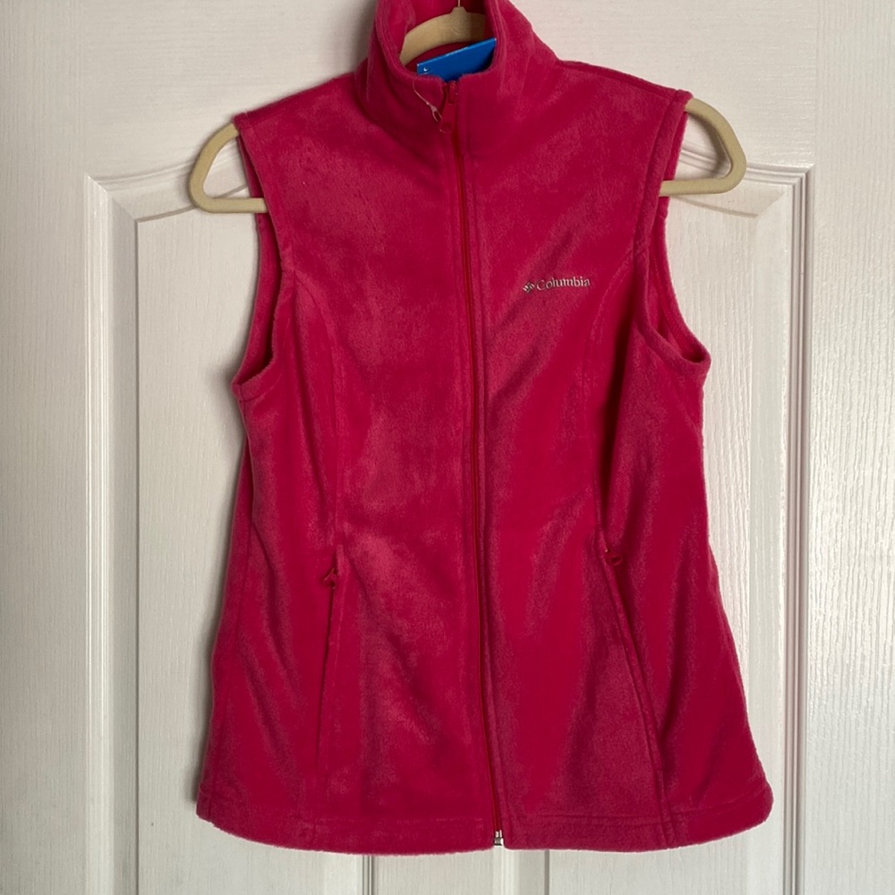 Columbia Size Small NWT Pink Fleece Vest Zip Pockets